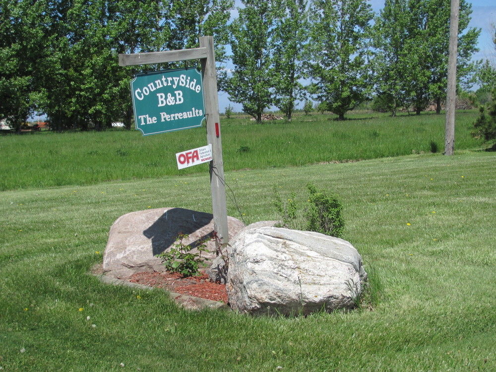 Countryside Bed & Breakfast Niagara-on-the-Lake Exterior photo